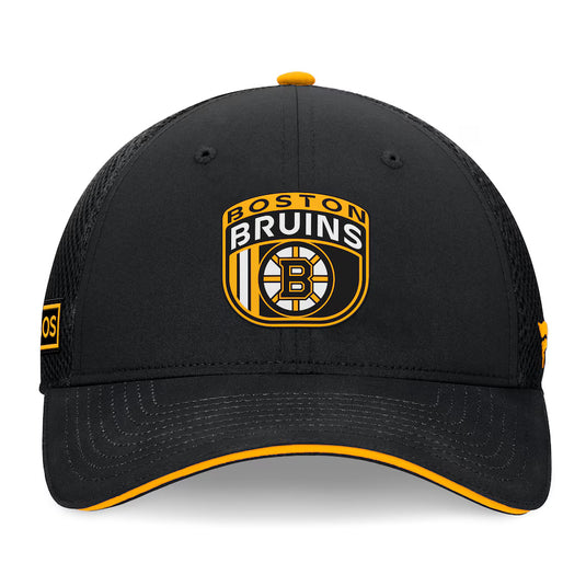 Casquette de camionneur sur scène du repêchage 2023 de la LNH des Bruins de Boston